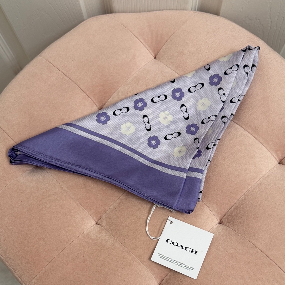 Coach Light Violet Tea Rose Large Square Silk Scarf - Picture 2 of 8